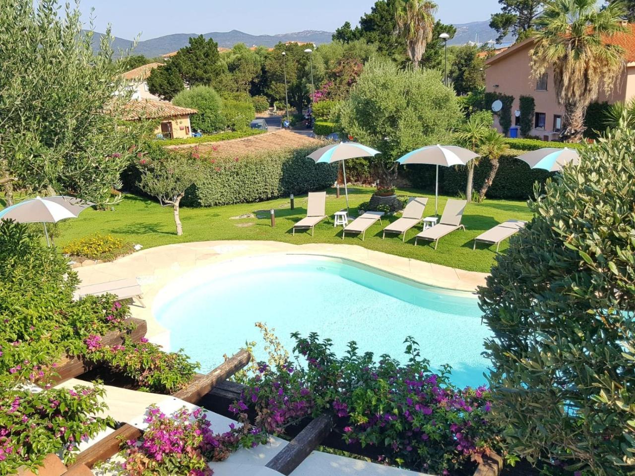 Geco Di Giada Art Suites - Adult Only Porto Rotondo Luaran gambar
