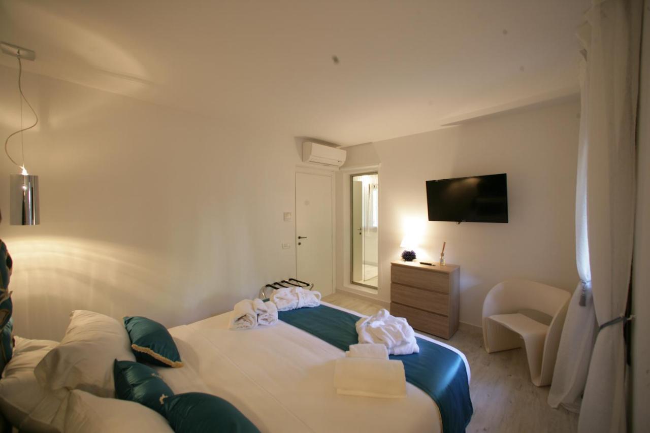 Geco Di Giada Art Suites - Adult Only Porto Rotondo Luaran gambar