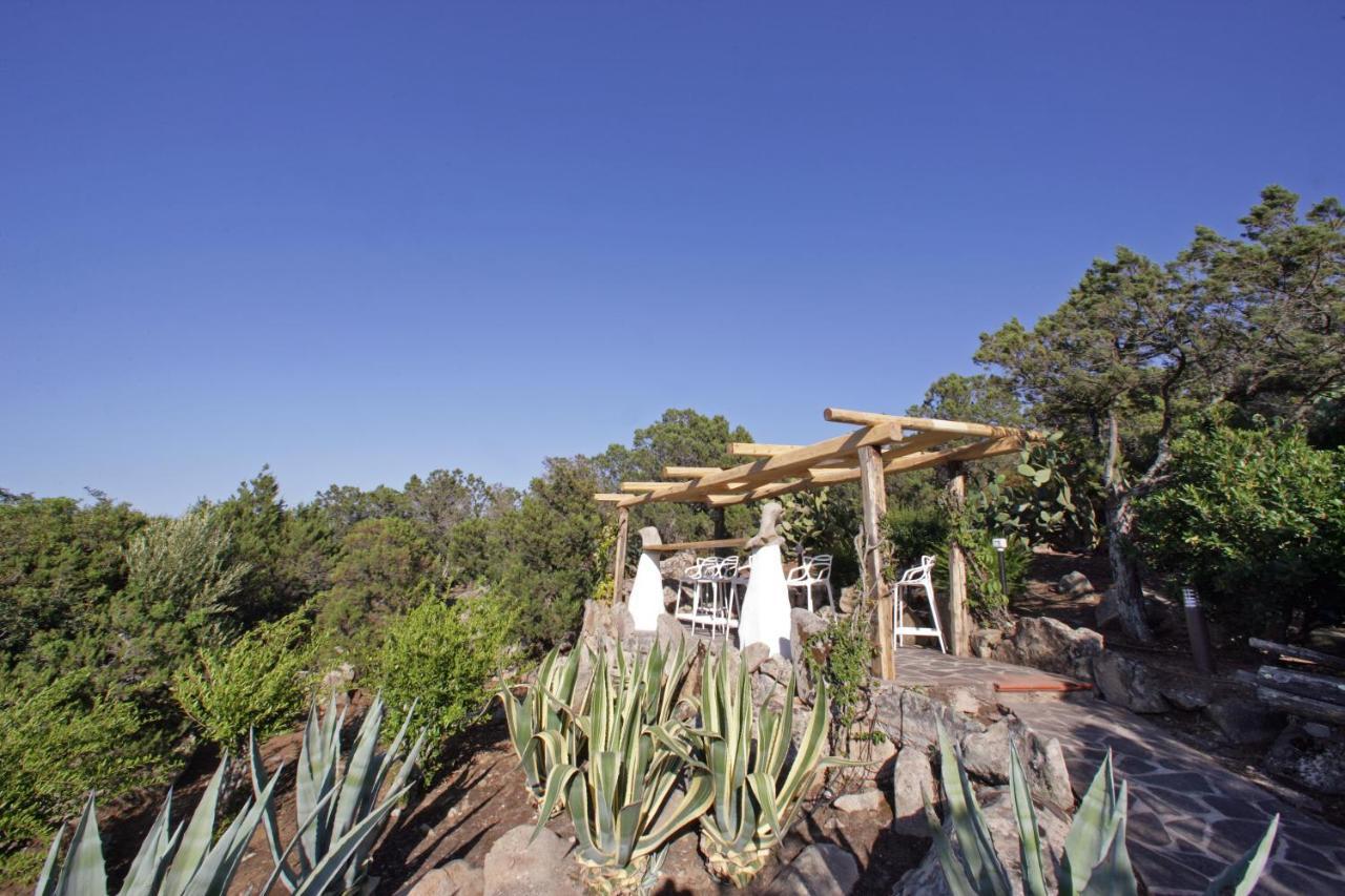 Geco Di Giada Art Suites - Adult Only Porto Rotondo Luaran gambar